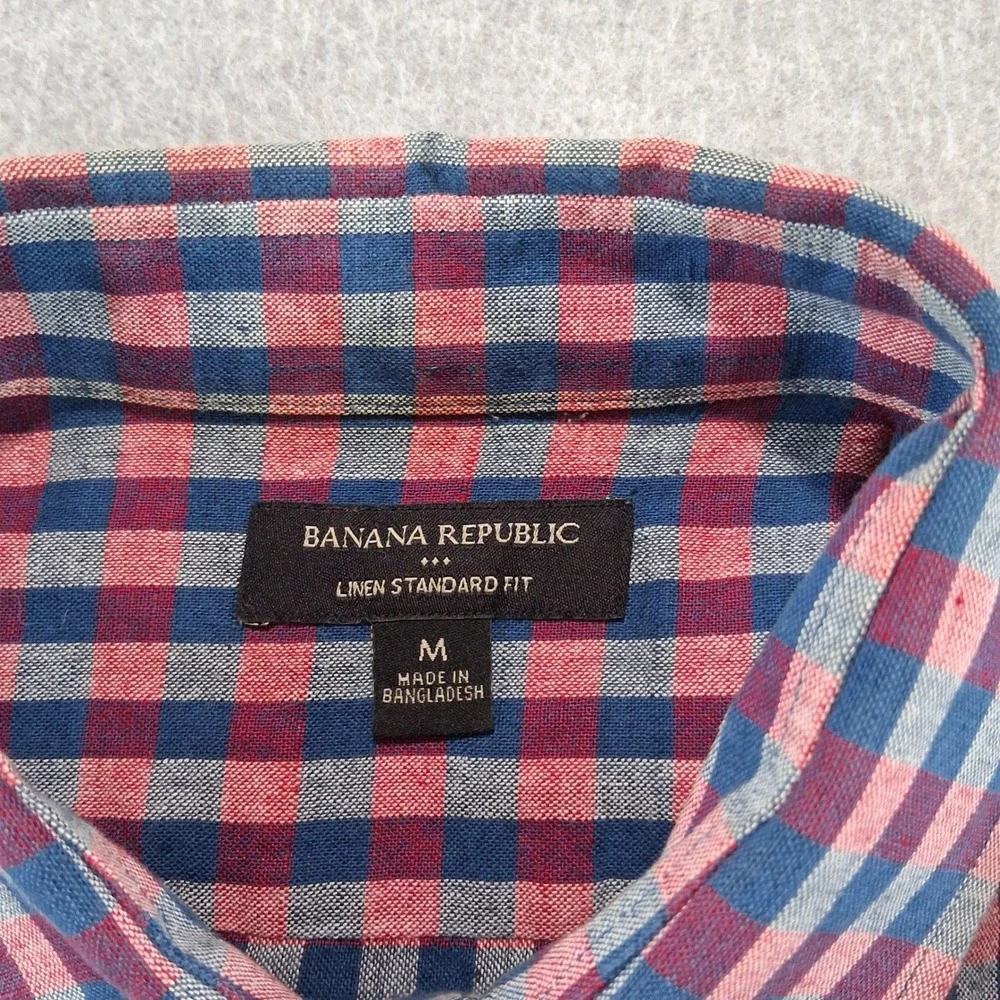 Banana Republic Button Down Mens Size M Red Blue Gingham Linen Cotton Roll Tab